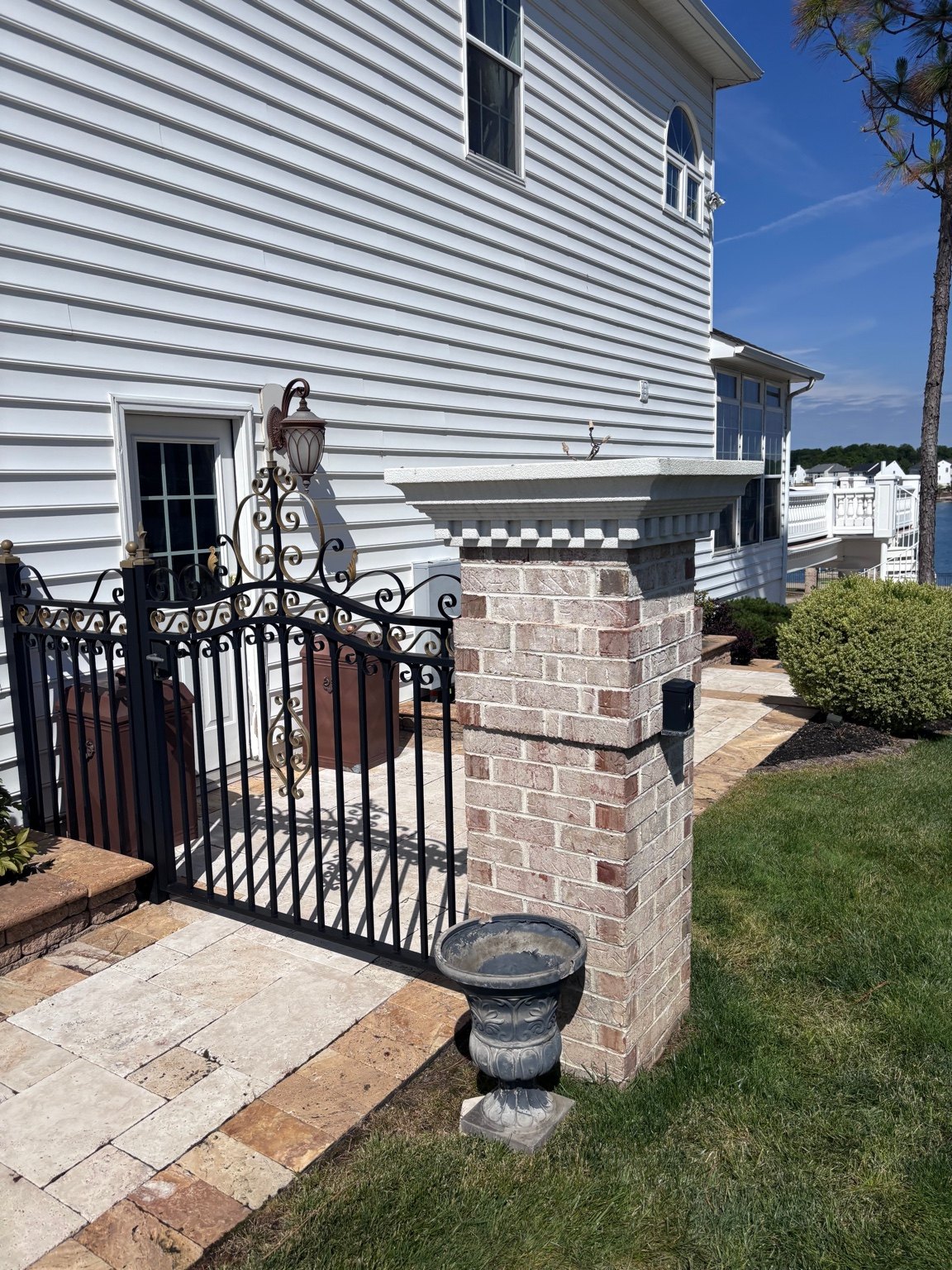 Exterior lighting at a residential entrance